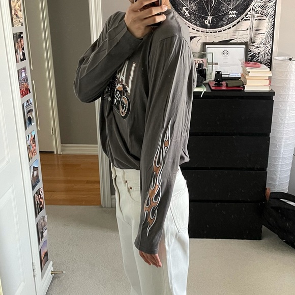 GRAPHIC LONG SLEEVE *nasty gal* - Picture 2 of 4